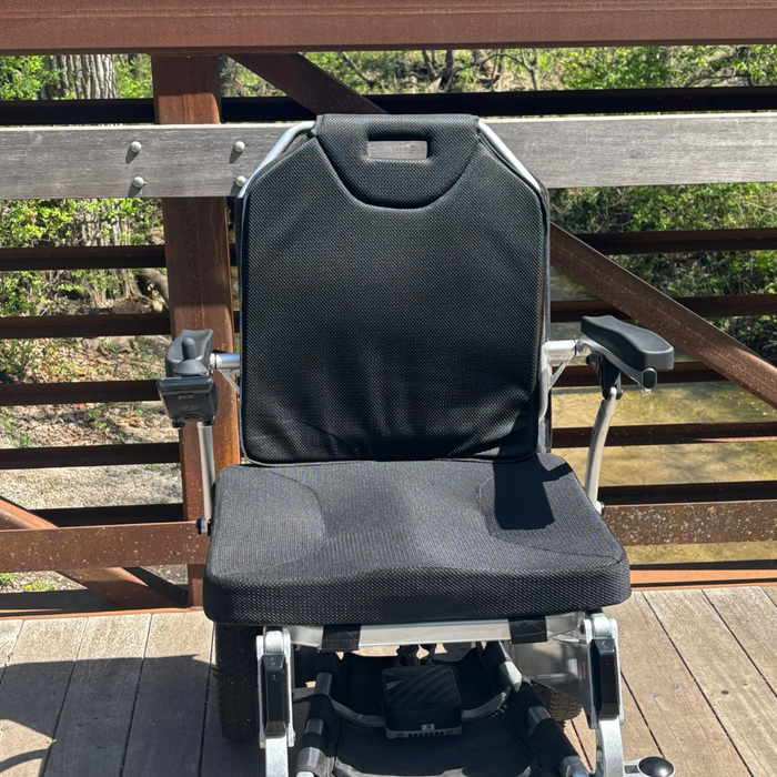 Zeus Power Chair Close Up Front View On Bridge