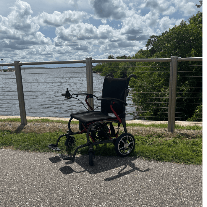 Forcemech_Ultra_Light_G10_Infront_Of_Fence