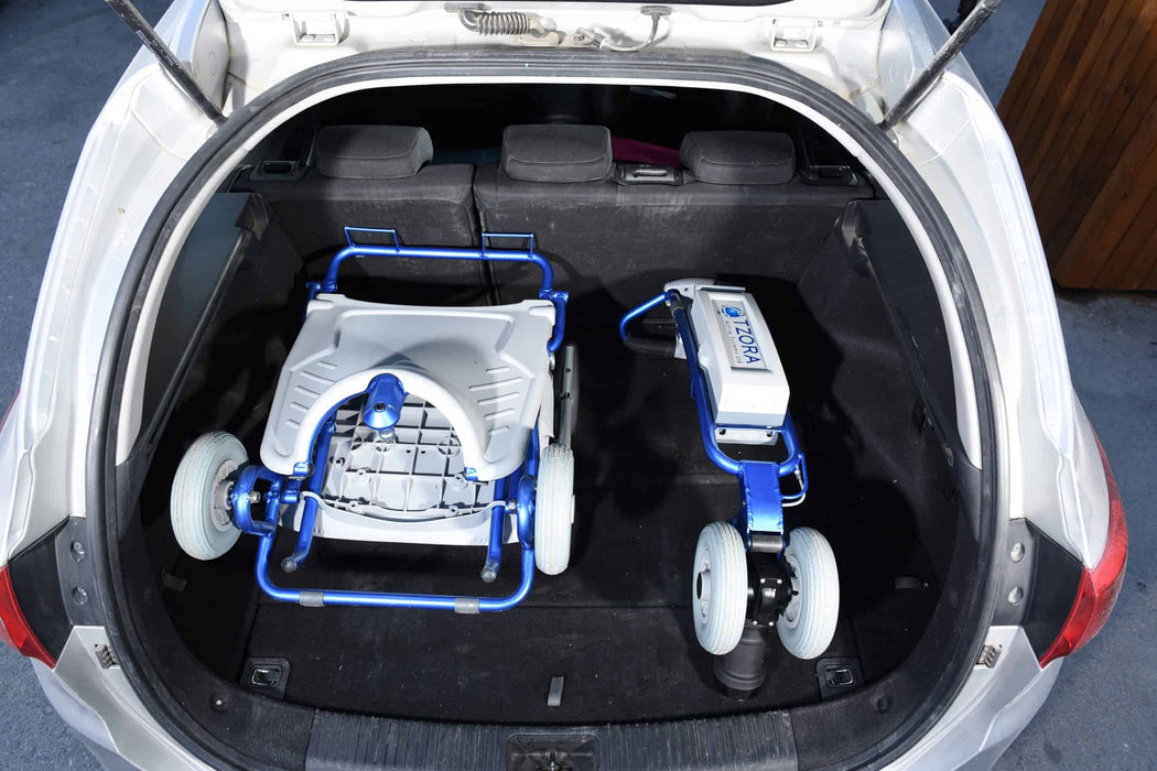 Tzora Feather Light Scooter Detachale in the Trunk Blue and white